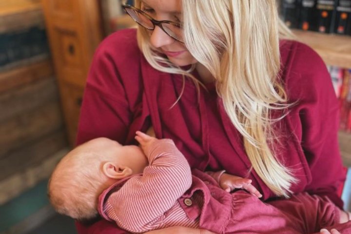 Closing the Gap: Breastfeeding Support for All – World Breastfeeding Week 2024 - Stylish Mum